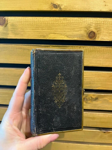 Antique 1800's Vintage The Holy Bible Illustrated Book