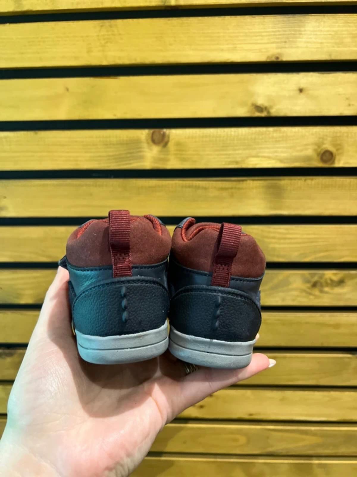 Clarks Steggy Tail Play Prints Navy Trainers UK6.5