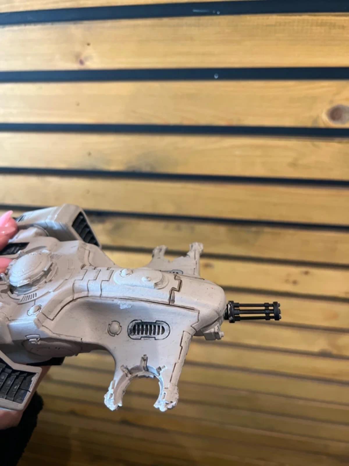 Warhammer 40,000 T’au Empire TY7 Devilfish Miniature