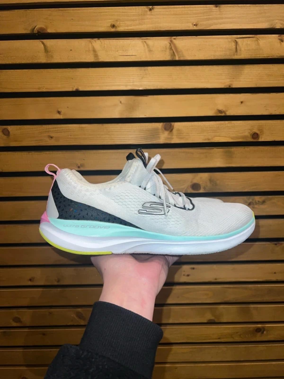 Skechers Ultra Groove Quick Advantage Trainers UK8