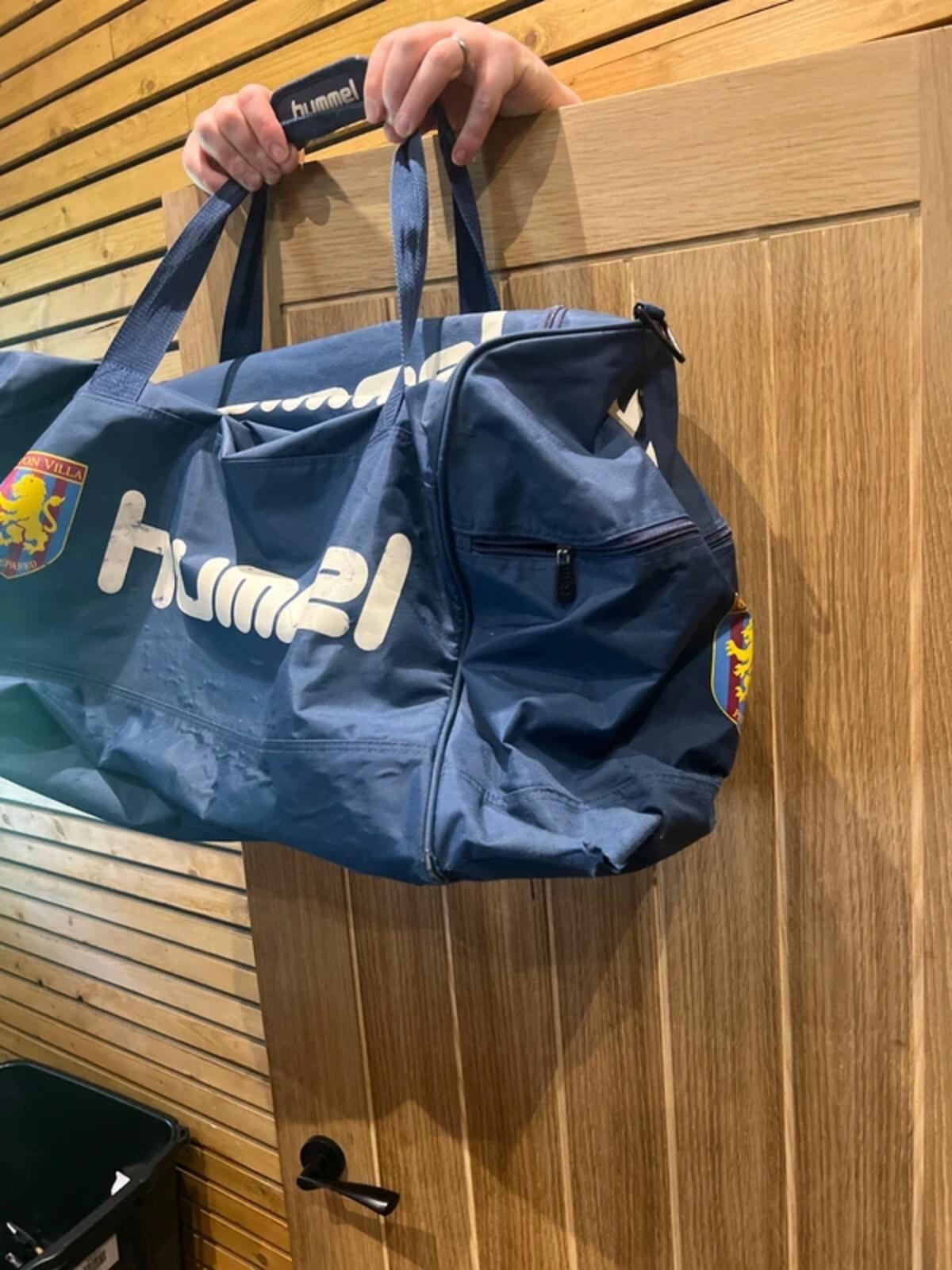 Aston Villa Football Hummel Vintage 2004-2006 Navy Sports Bag