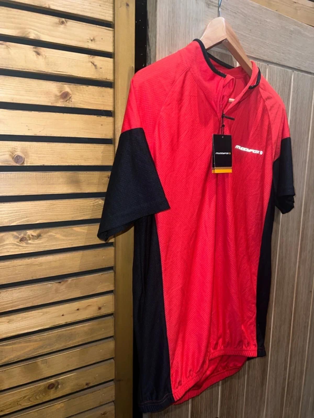 MuddyFox Cycling Red & Black 1/4 Zip Top L NEW