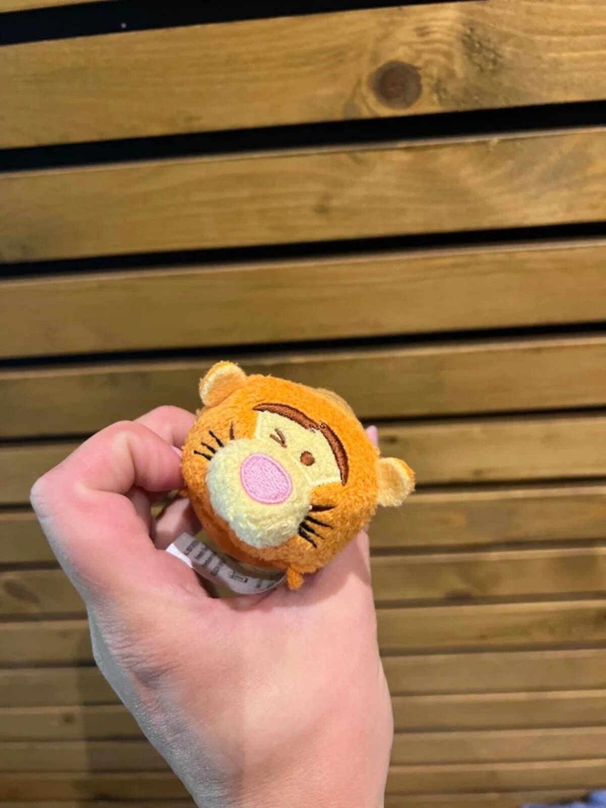 Tsum Tsum Disney Store Collectible Toy Bundle (5)