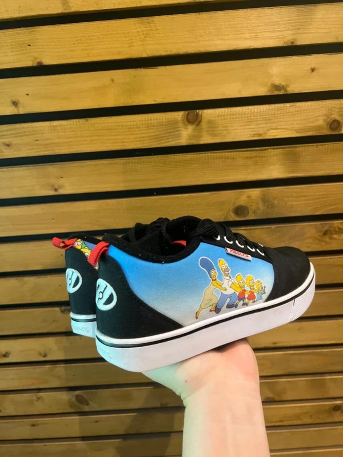 The Simpsons Heelys Pro 20 Prints Trainers UK4