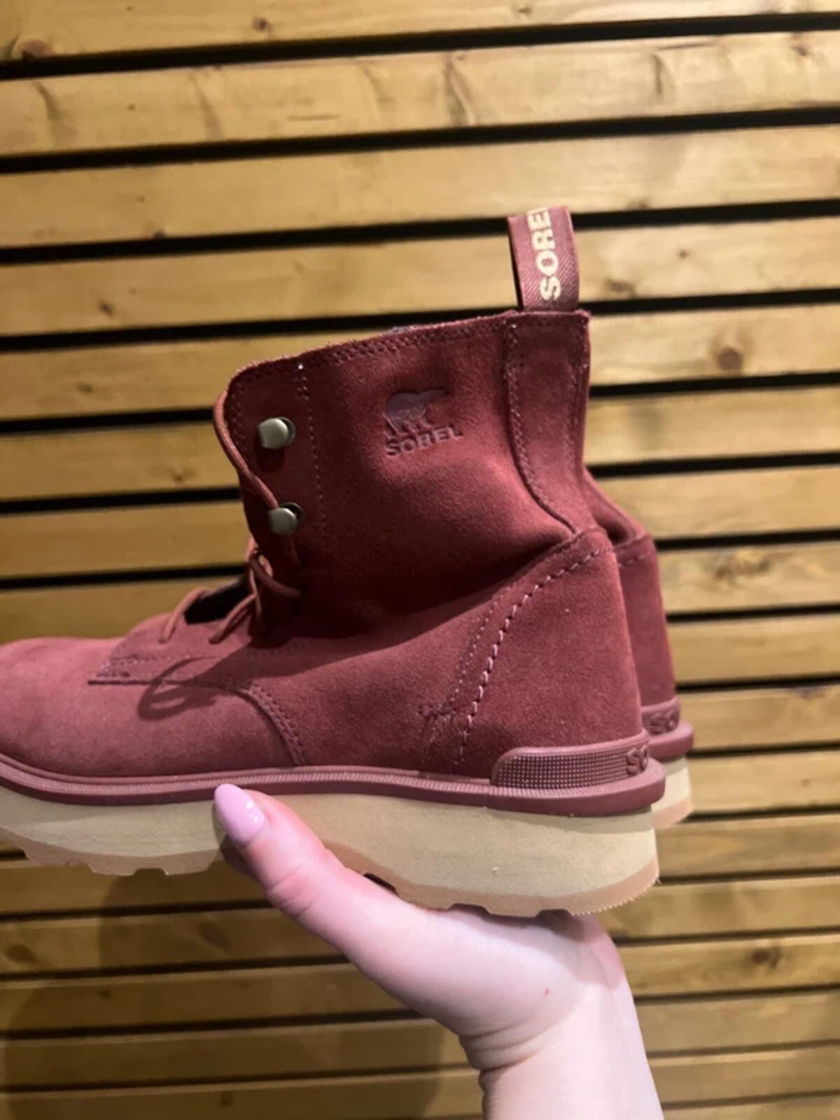 Sorel Burgundy Hi-Line Boots UK6