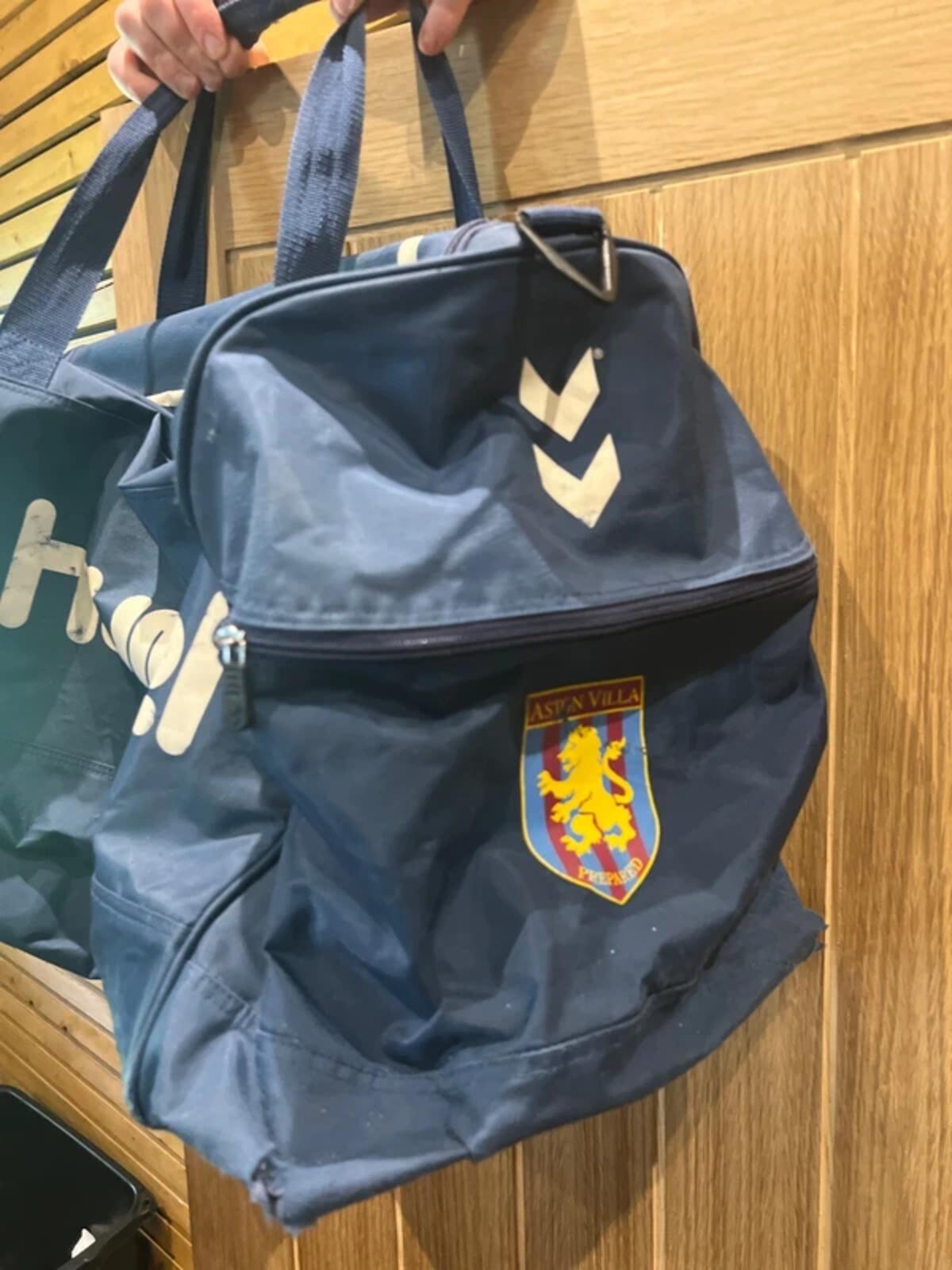 Aston Villa Football Hummel Vintage 2004-2006 Navy Sports Bag