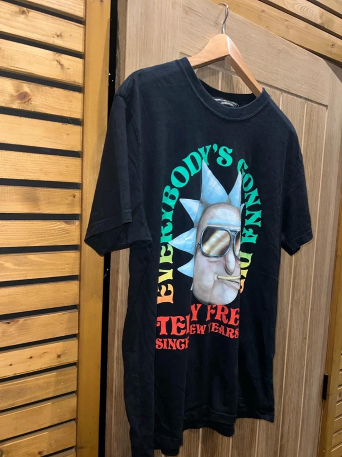 Teddy Fresh Rick & Morty Everybody’s Gonna Die Graphic T-Shirt M