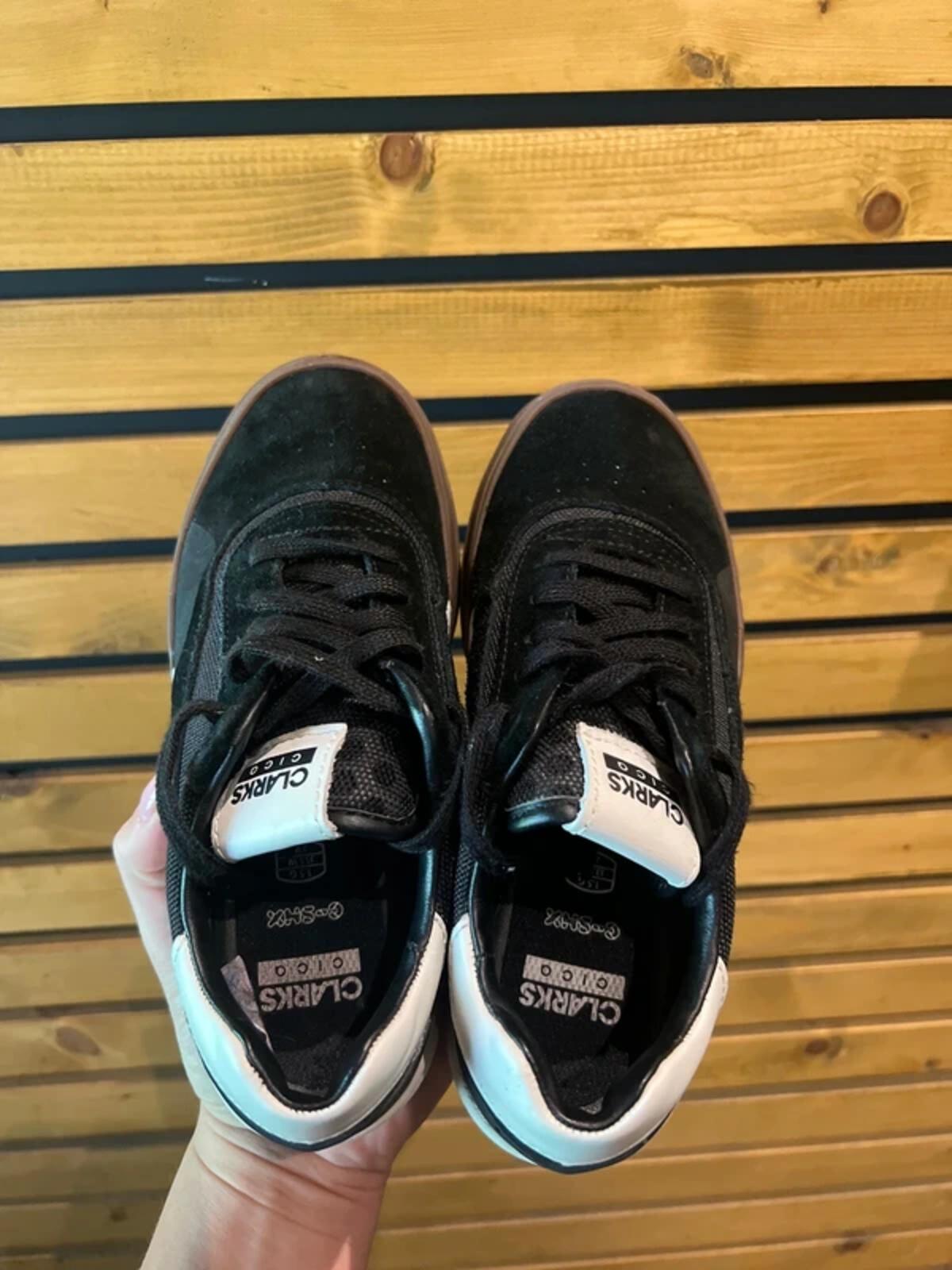 Clarks Cica Classic Trainers UK1.5G