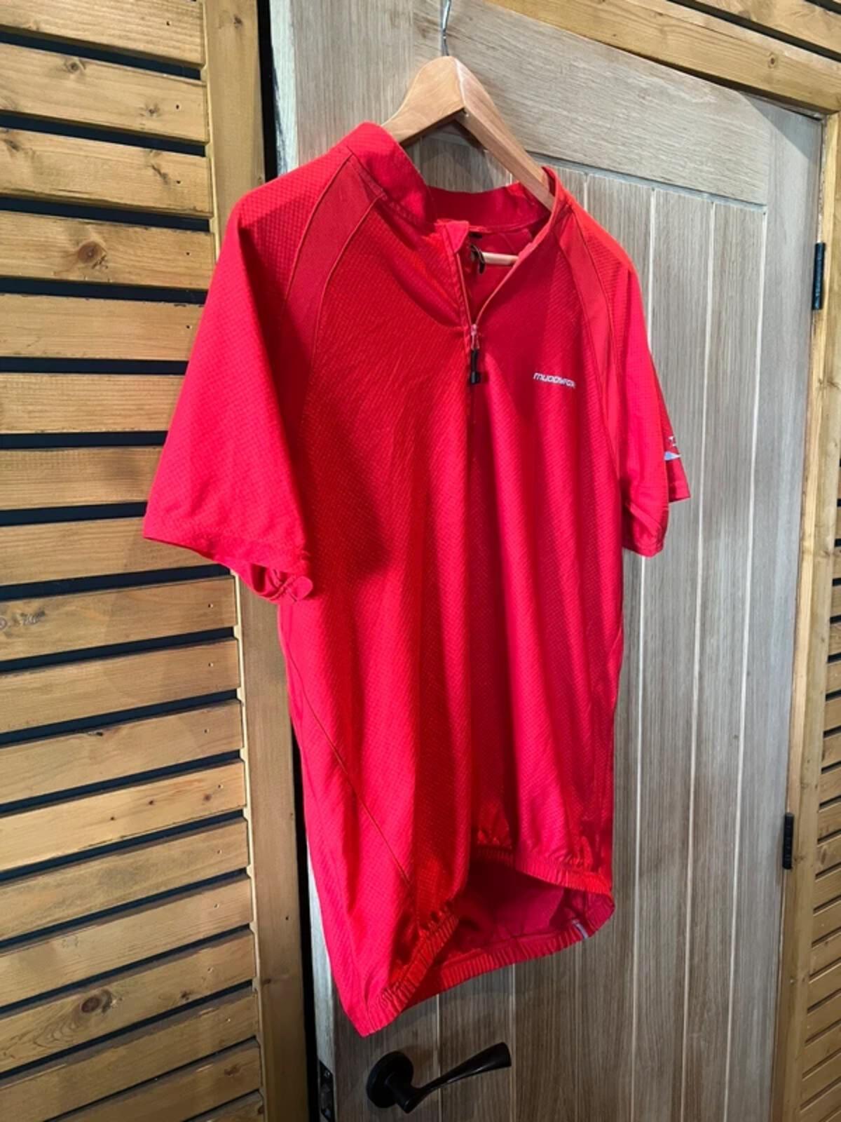 Muddyfox Cycling 1/4 Zip Red Top XL