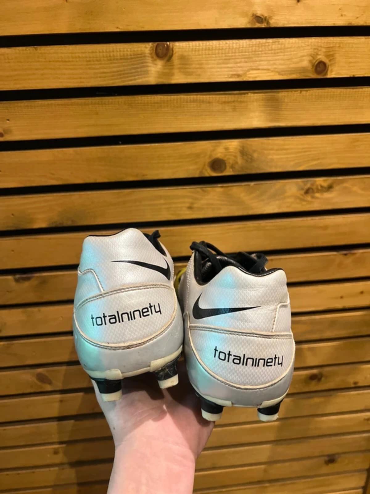 Vintage 2007 Nike Total 90 Laser Shoot FG Football Boots UK12