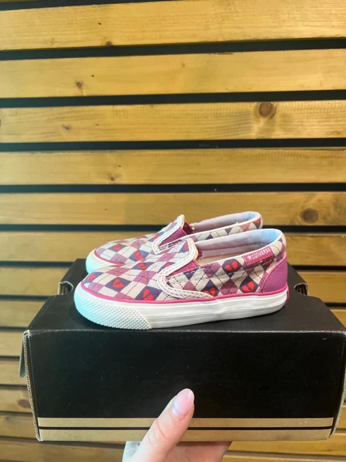 Converse Orchid Heart Slip On Trainers UK7