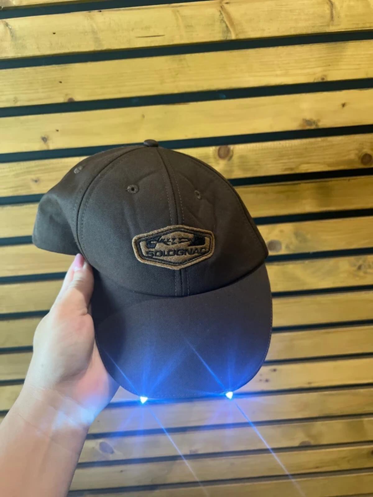 Solognac Brown Illuminating Torch Cap