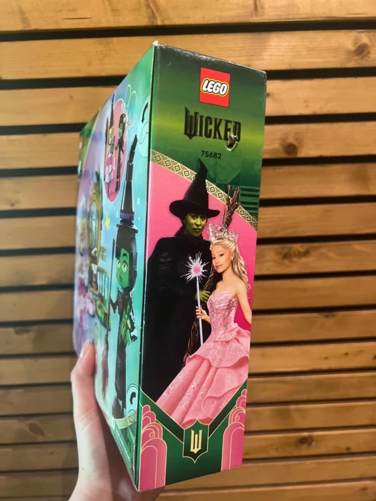 LEGO Wicked Elphaba & Glinda Figures (75682) Playset NEW