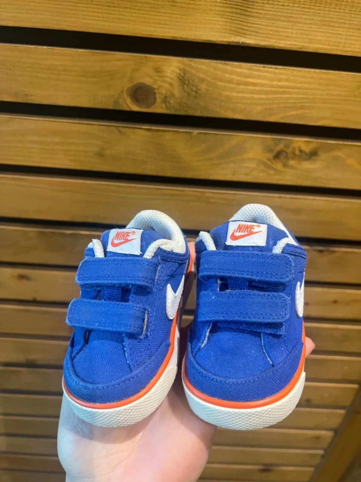 Nike Capri Vintage 2014 Blue Trainers UK3.5