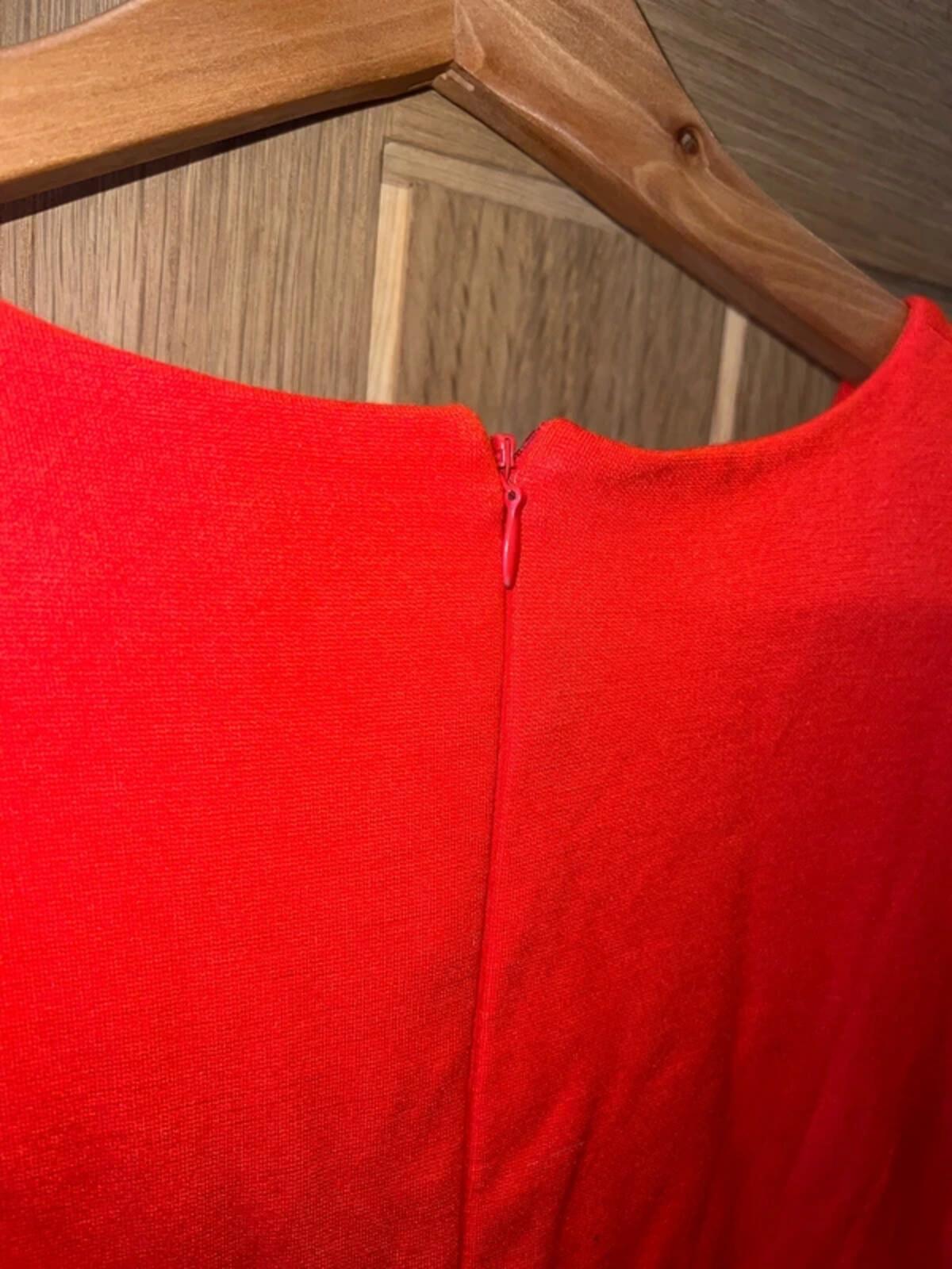 French Connection Coral Pleated Lace V Neck Dress 12