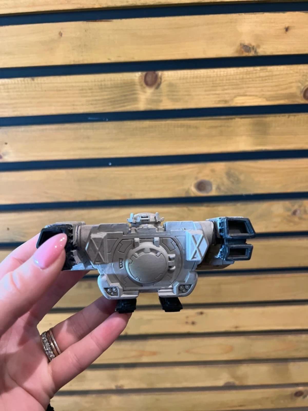 Warhammer 40,000 T’au Empire TY7 Devilfish Miniature