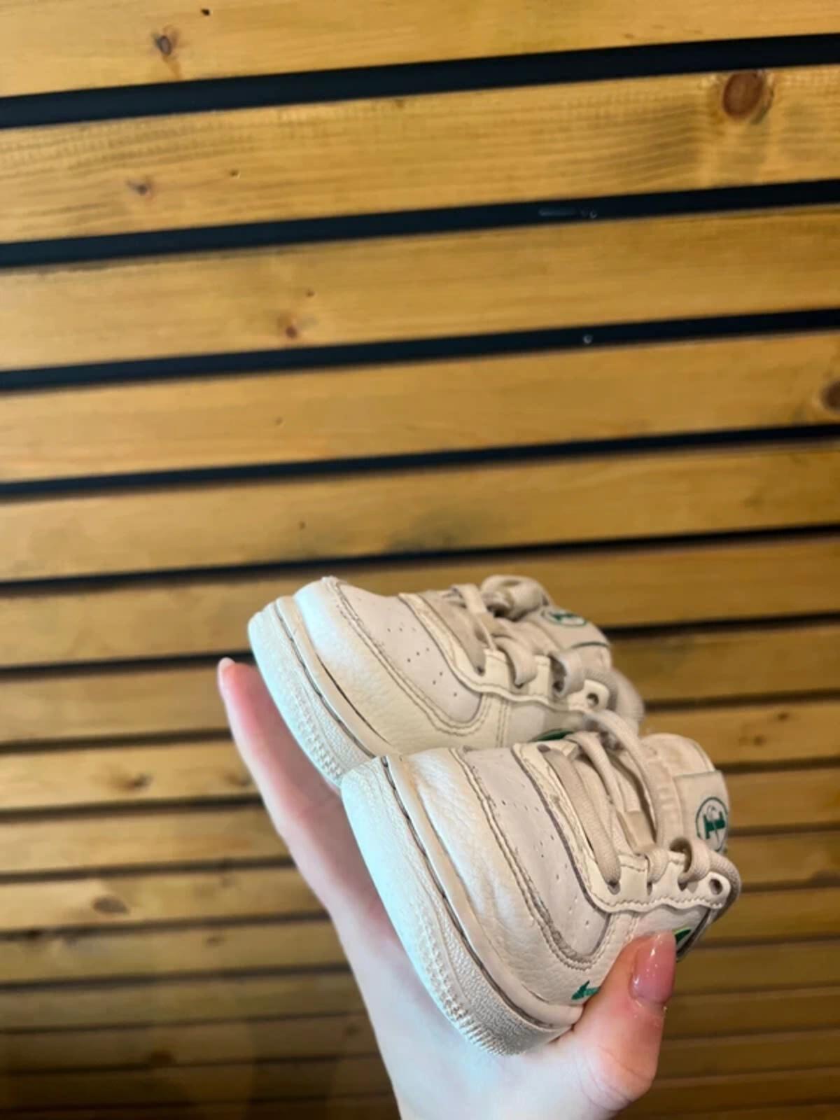 Nike Force 1 One Low SE 40th Edition Trainers UK4.5