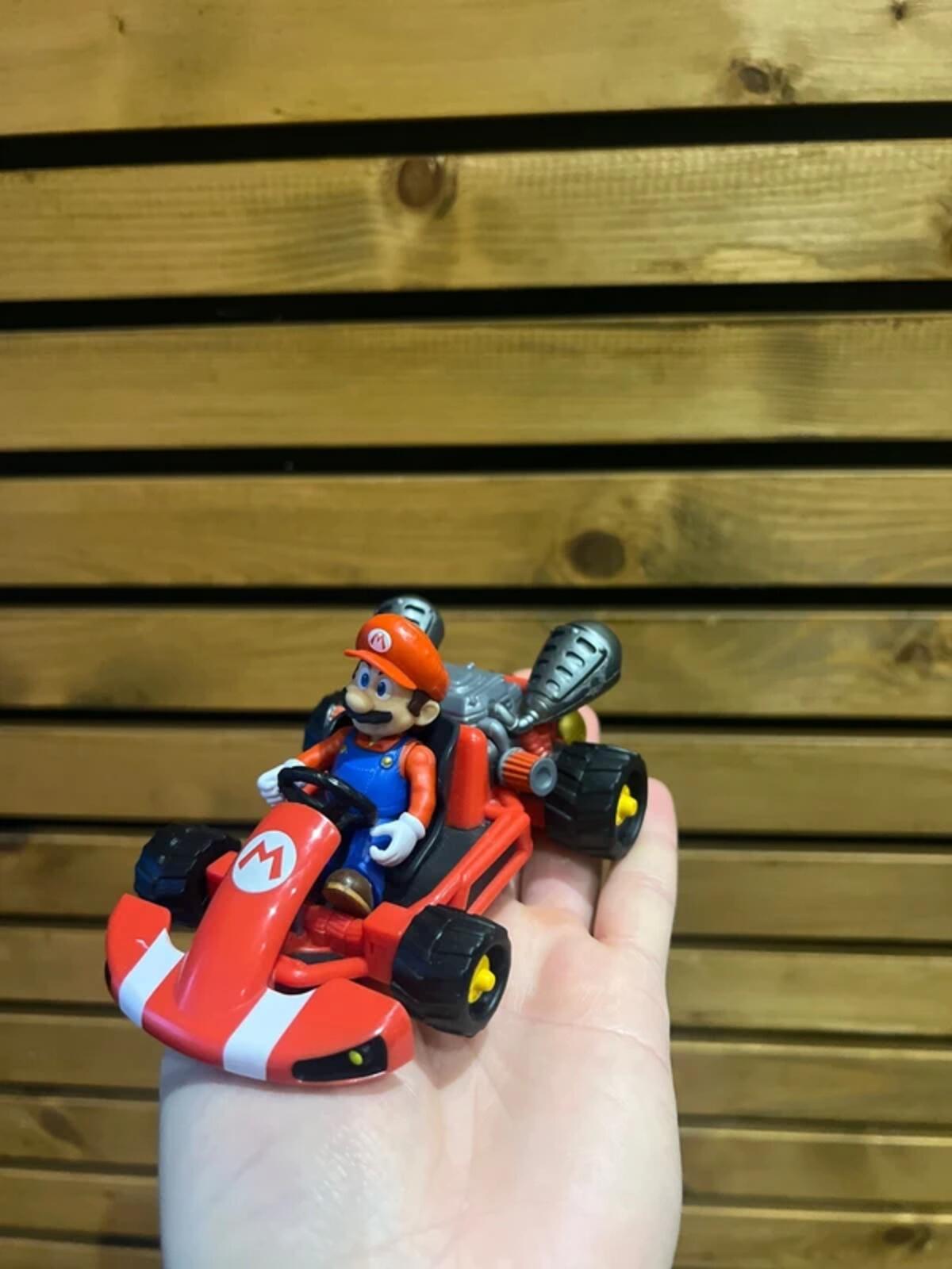 Nintendo Super Mario Kart Bros Pull Back Racer Toy Car Figurine
