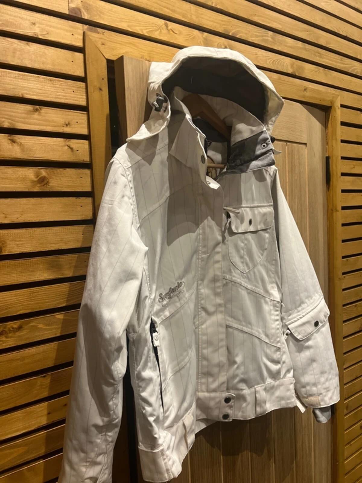 Surfanic Vintage White Striped Ski/Snowboard Jacket