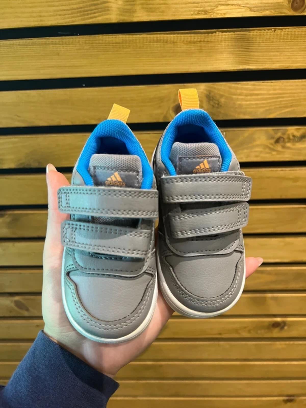 Adidas Grey & Blue Trainers UK4K