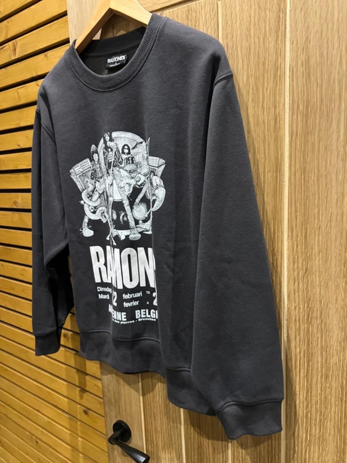 Ramones Band Black Sweatshirt S