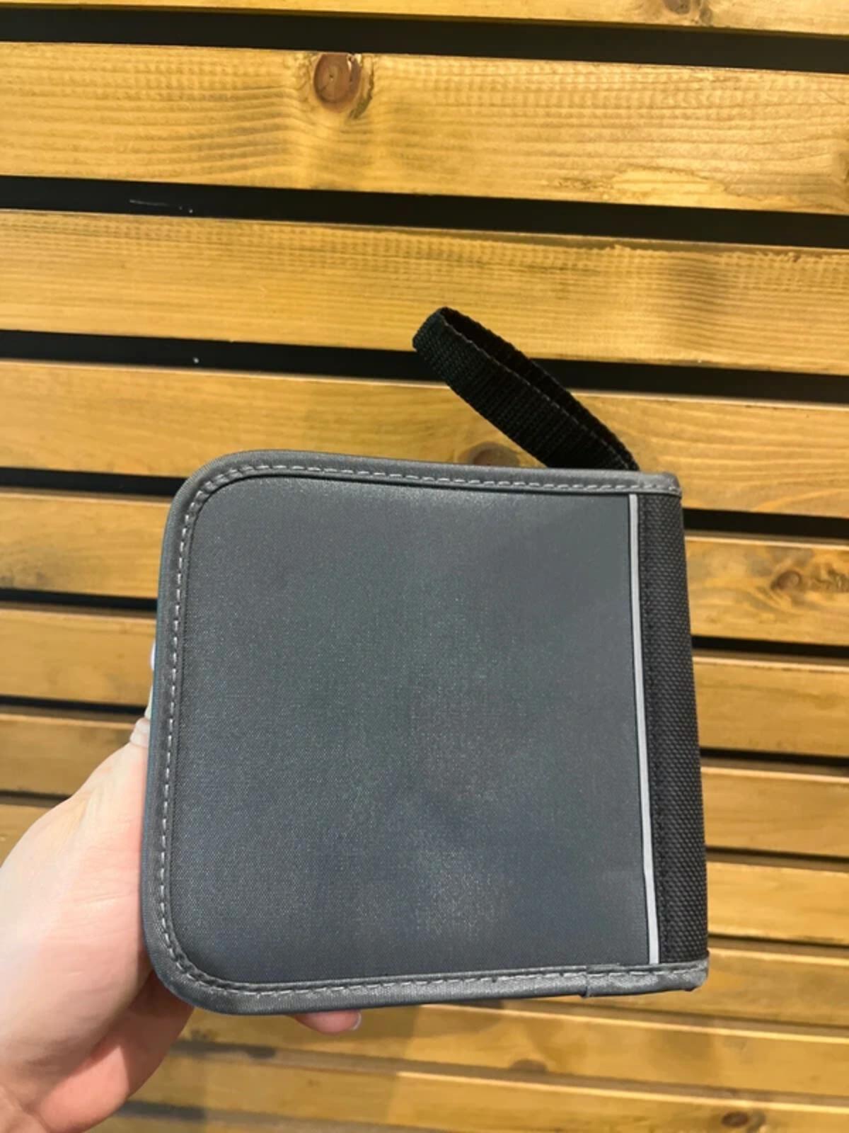 Vintage Sky 28-Slot Disc Wallet