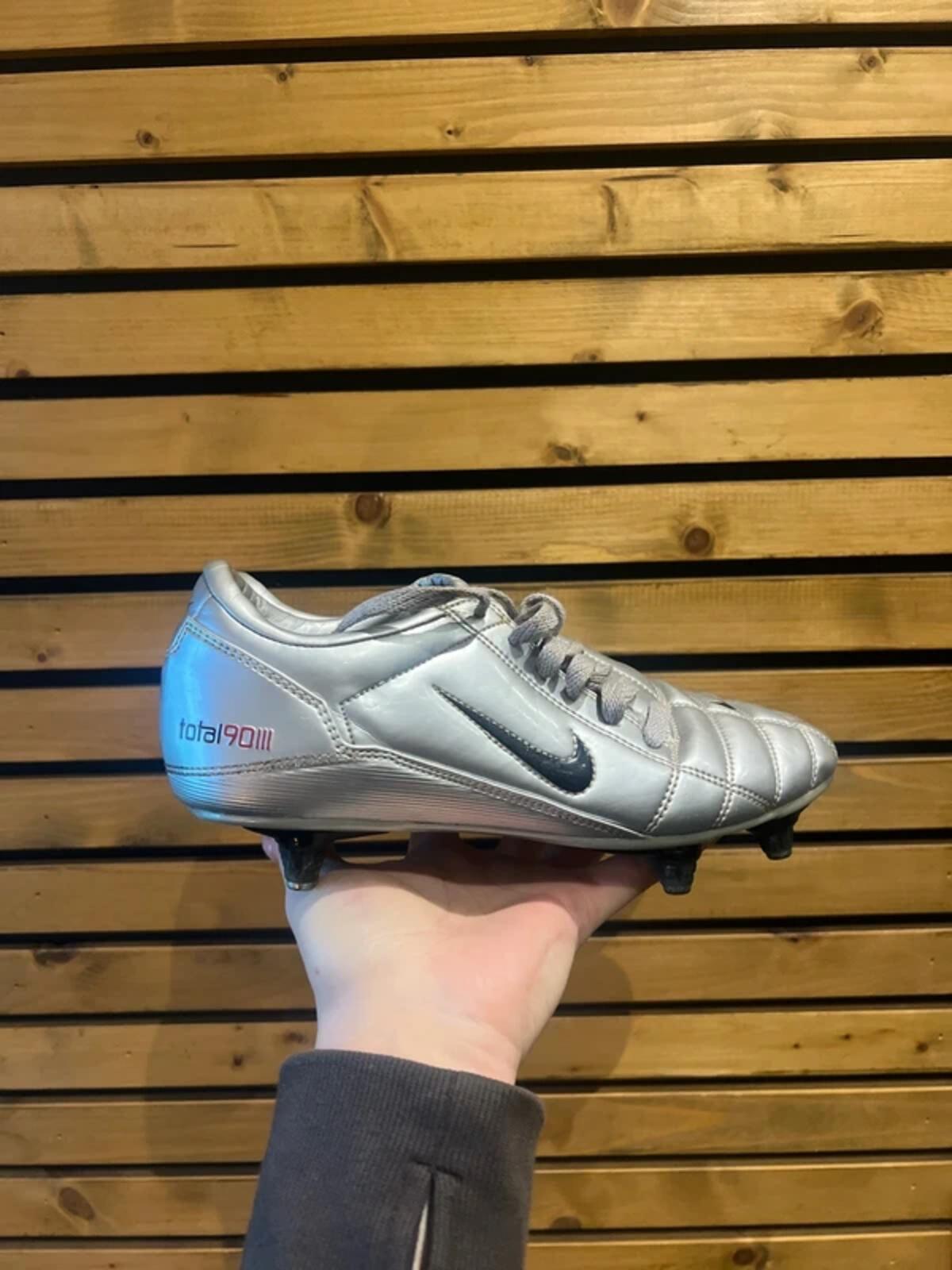 Vintage 2004 Nike Total 90 III SG Silver Rare Football Boots UK6