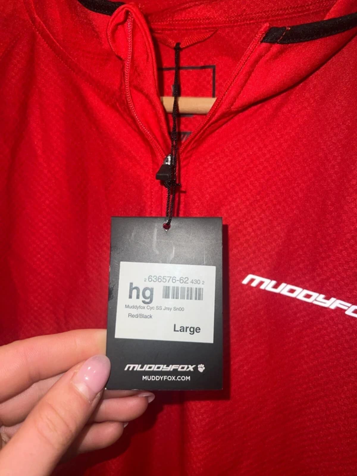 MuddyFox Cycling Red & Black 1/4 Zip Top L NEW