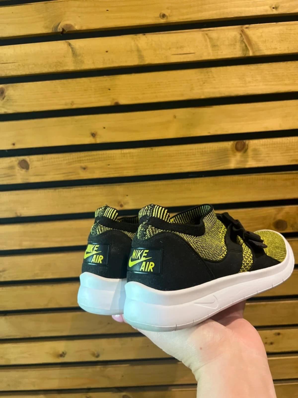 Nike Air Sock Racer Ultra Flyknit Running Trainers UK4