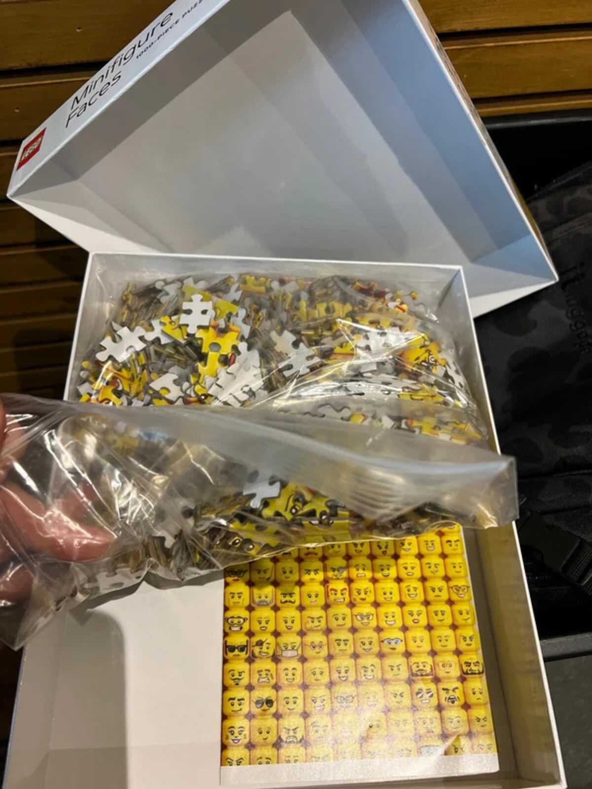 LEGO Minifigure Faces 1000 Piece Jigsaw Puzzle
