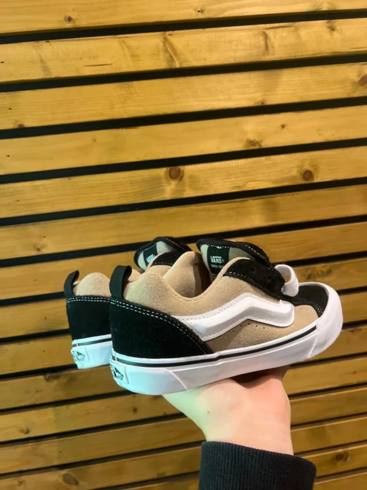 Vans Knu Skool Puffy Skate Trainers UK4.5