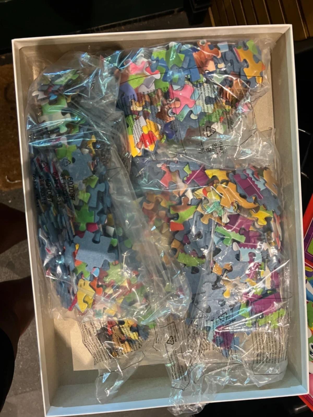 Super Mario 4x100 Piece Jigsaw Puzzles