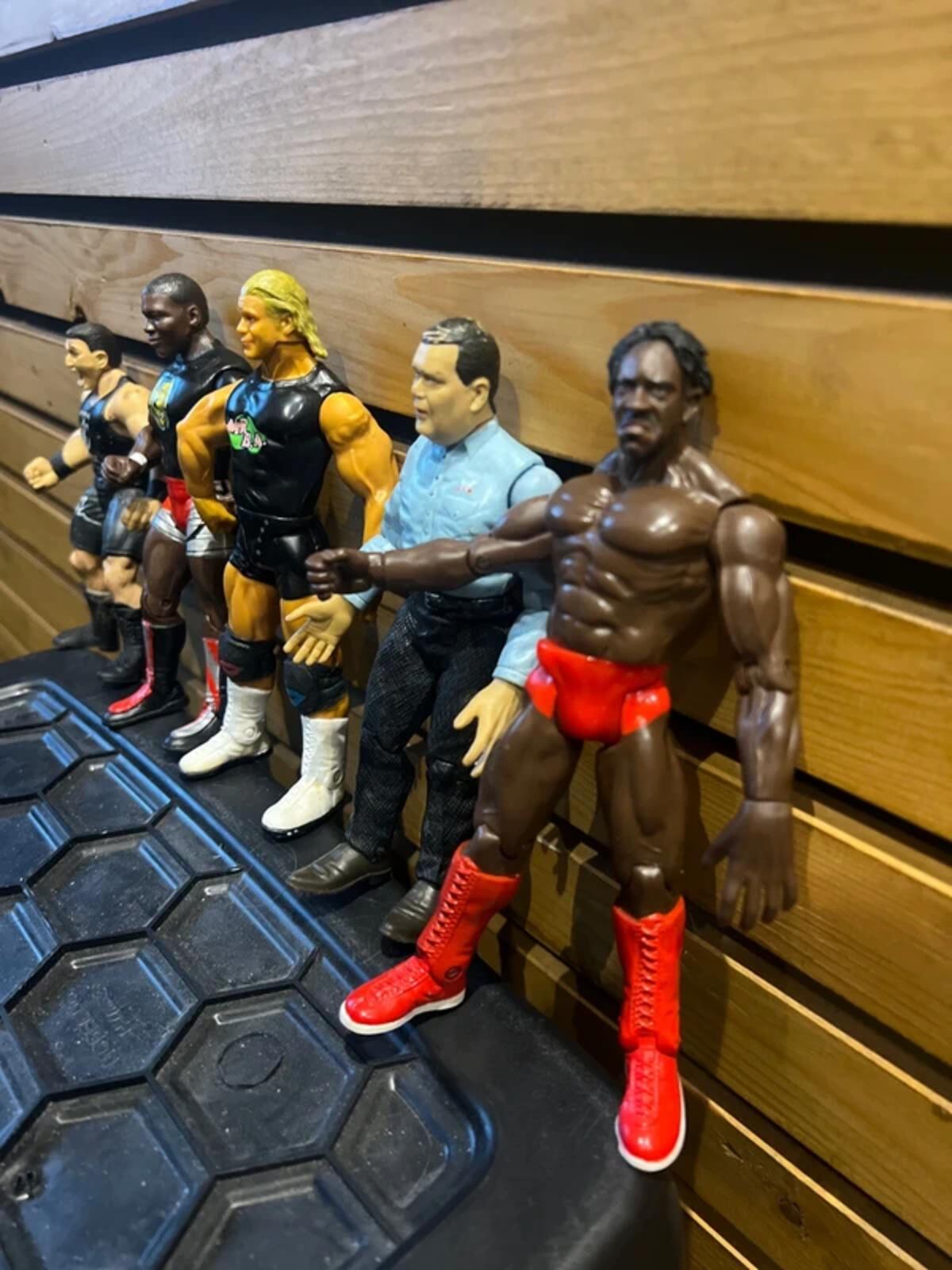 Vintage 1998-2003 WWE Jakks Pacific Wrestling Figures Bundle (5)