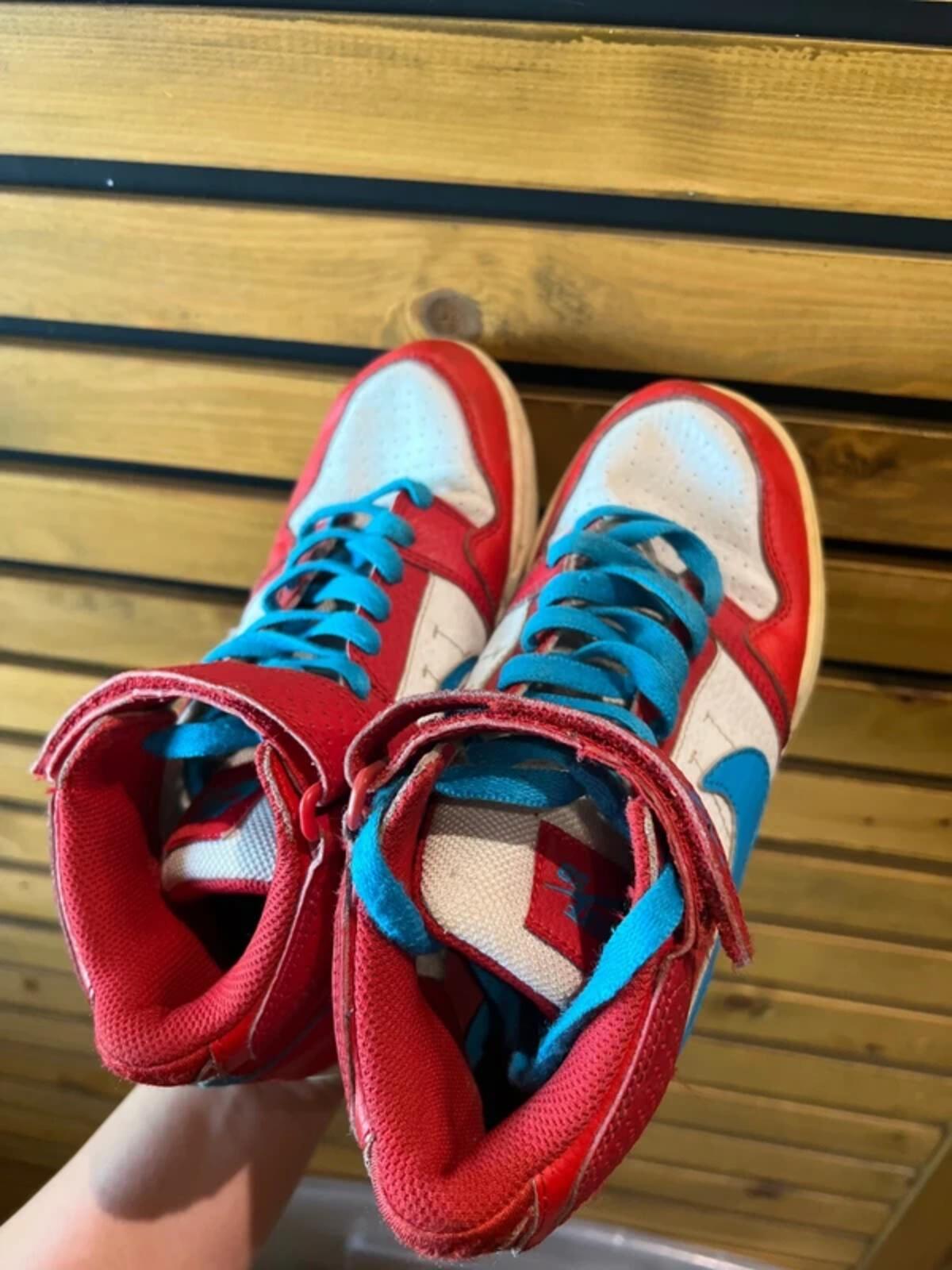 Vintage 2014 Nike SB Mogan Mid Red Trainers UK3