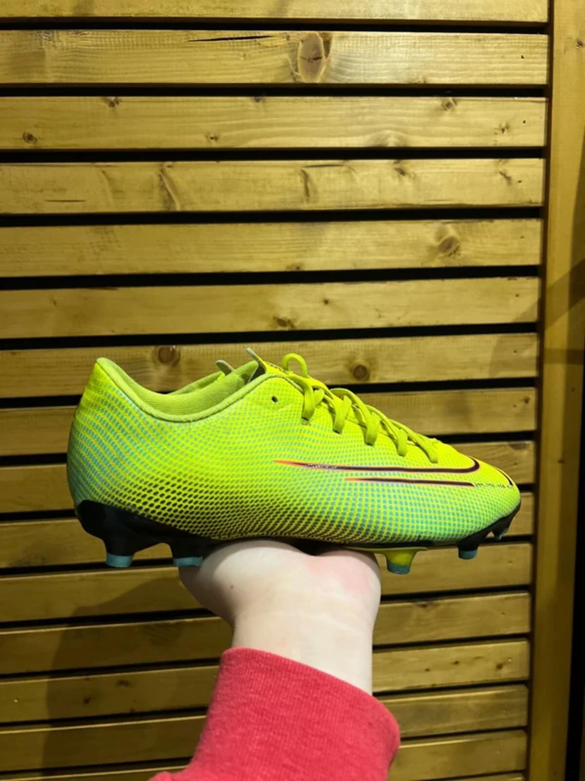 Nike Mercurial Vapor 13 Academy Football Boots UK5.5