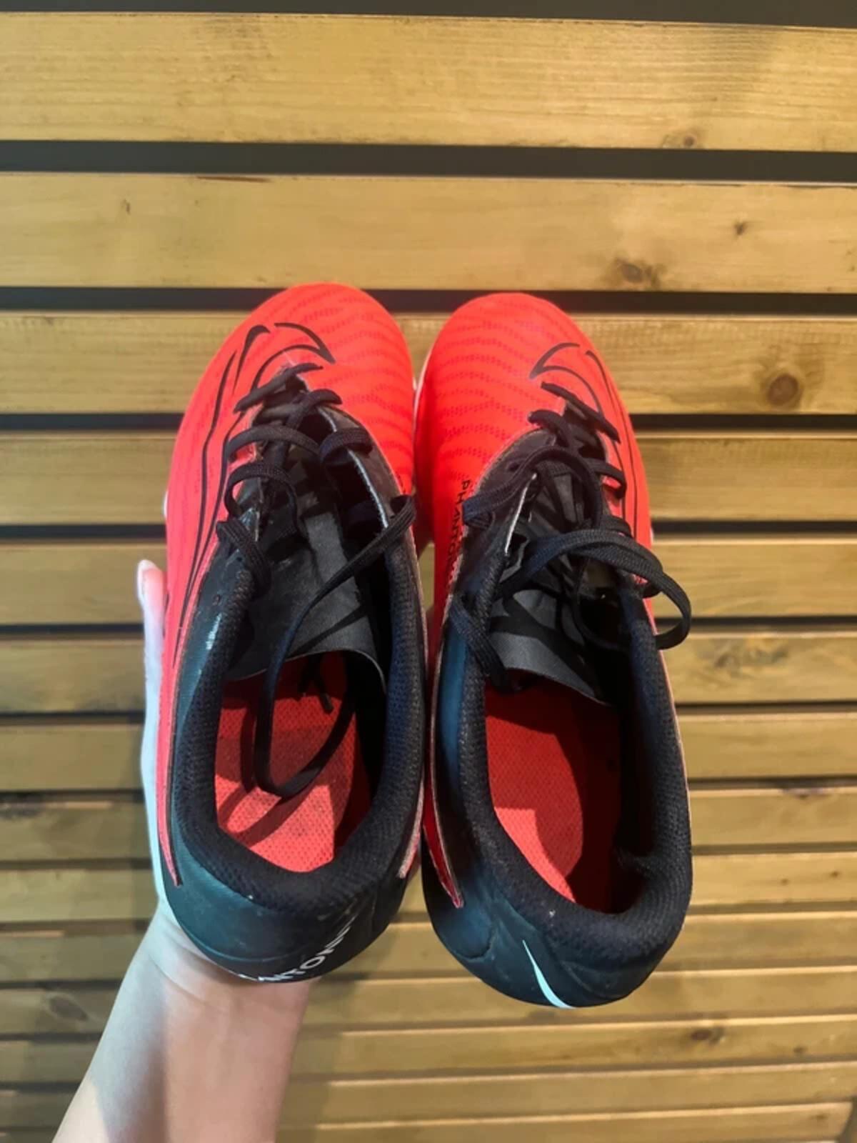Nike Phantom GX Club Red Football Boots UK5
