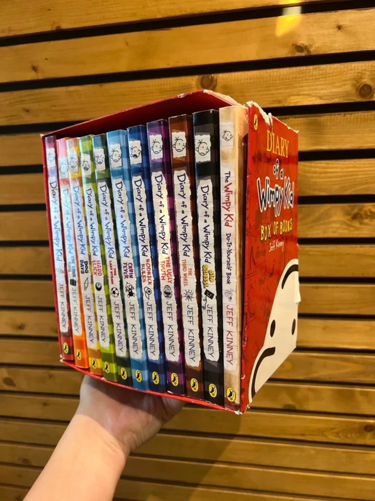 Diary of a Wimpy Kid Bookset (11)