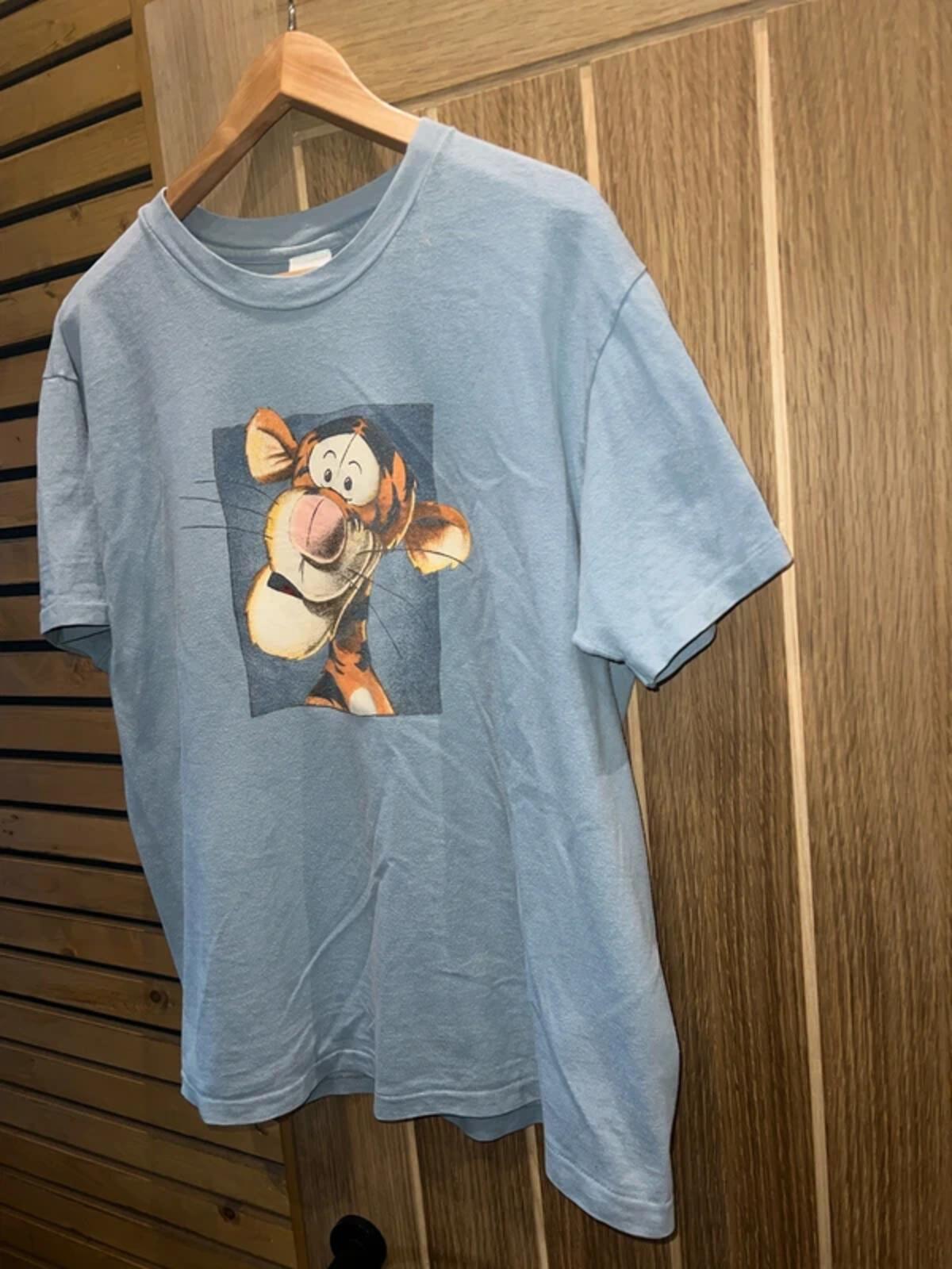 Vintage 1990s Disney Store Tigger T-Shirt L