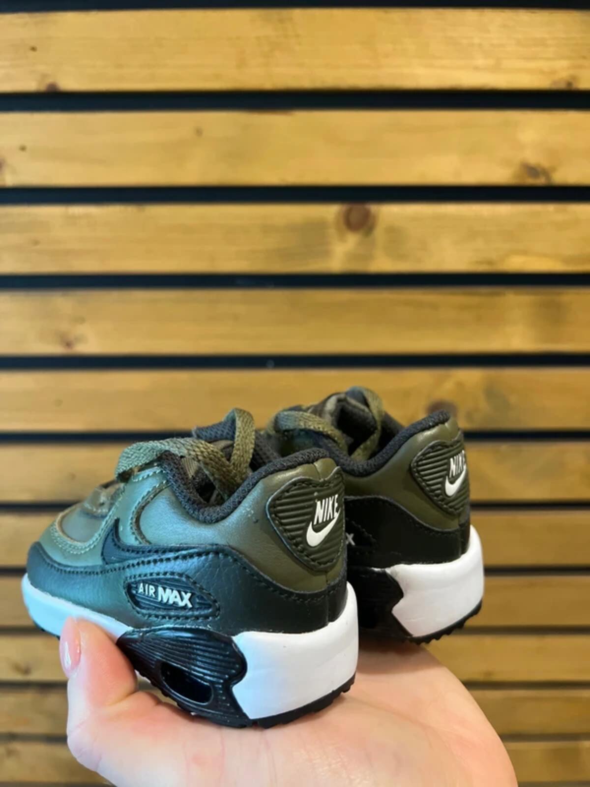 Nike Air Max 90 Infant Trainers UK3.5