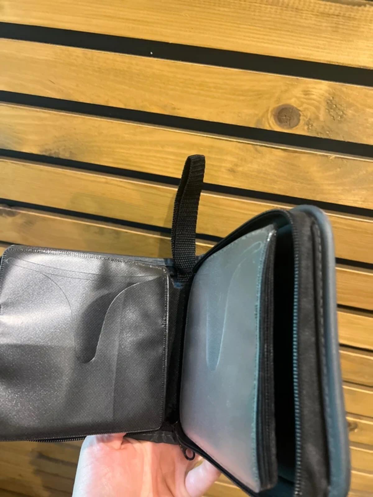 Vintage Sky 28-Slot Disc Wallet