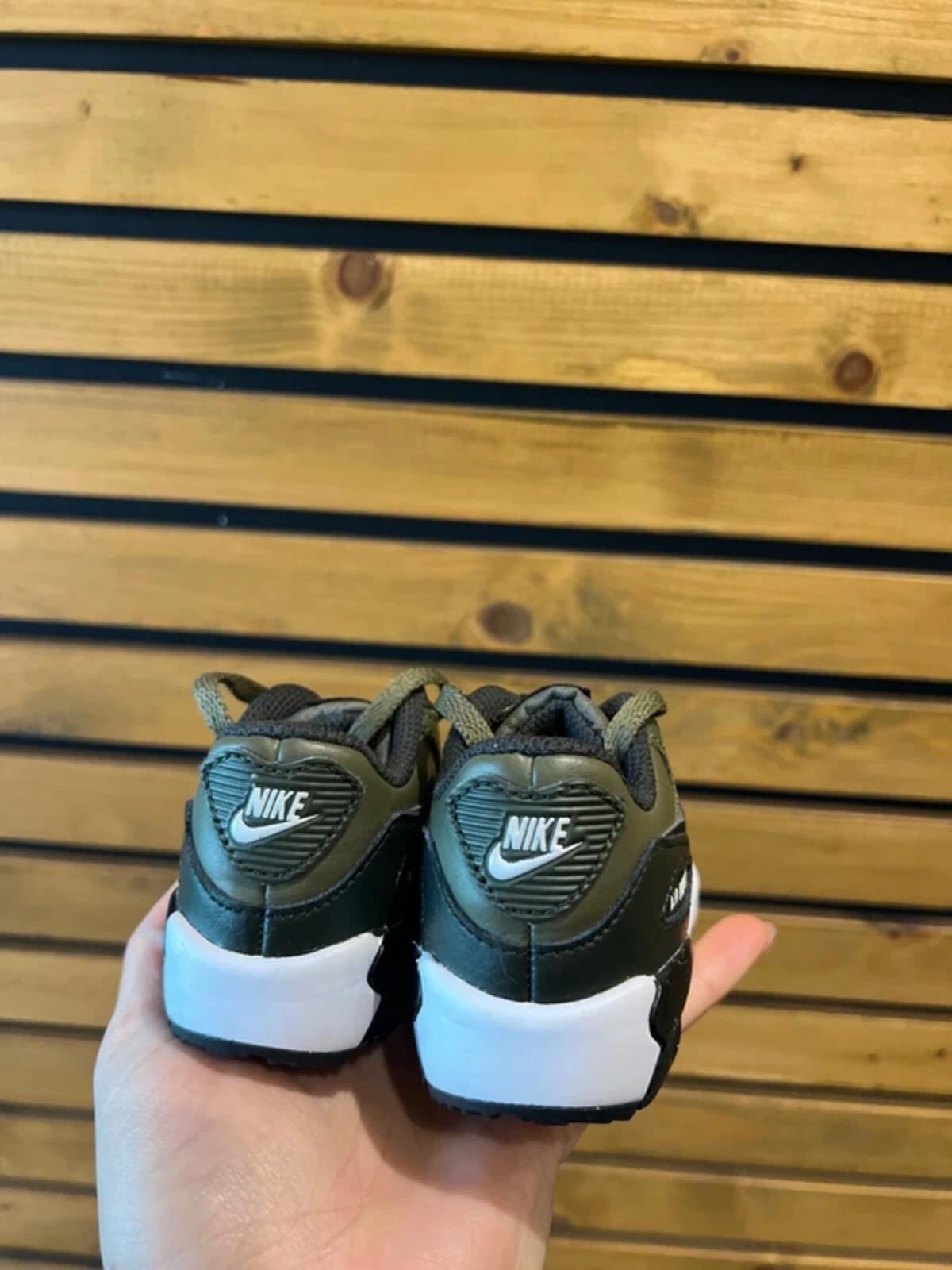 Nike Air Max 90 Infant Trainers UK3.5