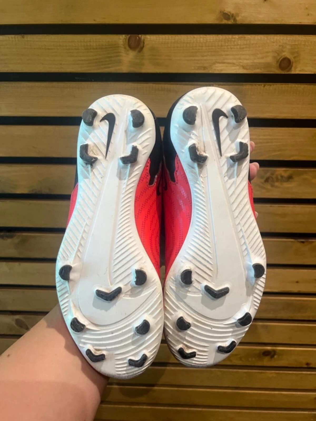 Nike Phantom GX Club Red Football Boots UK5