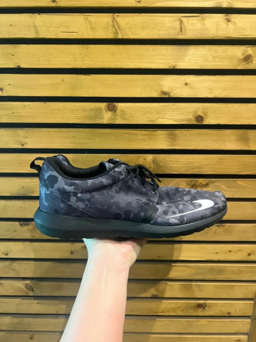 Nike Roshe Run Camo Print Running Trainers UK12