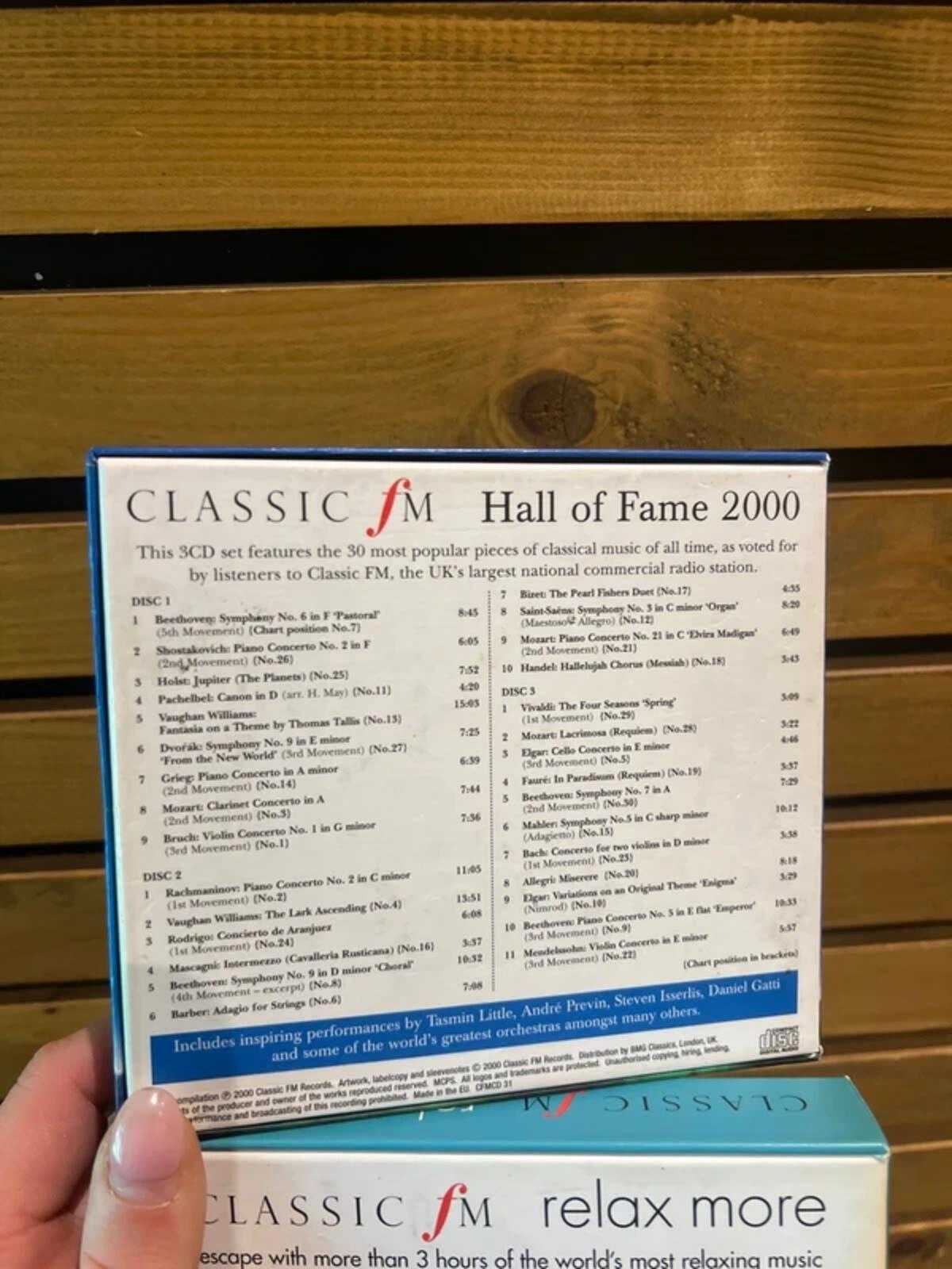 Vintage 2000 Classic FM Hall of Fame CD Bundle (6)
