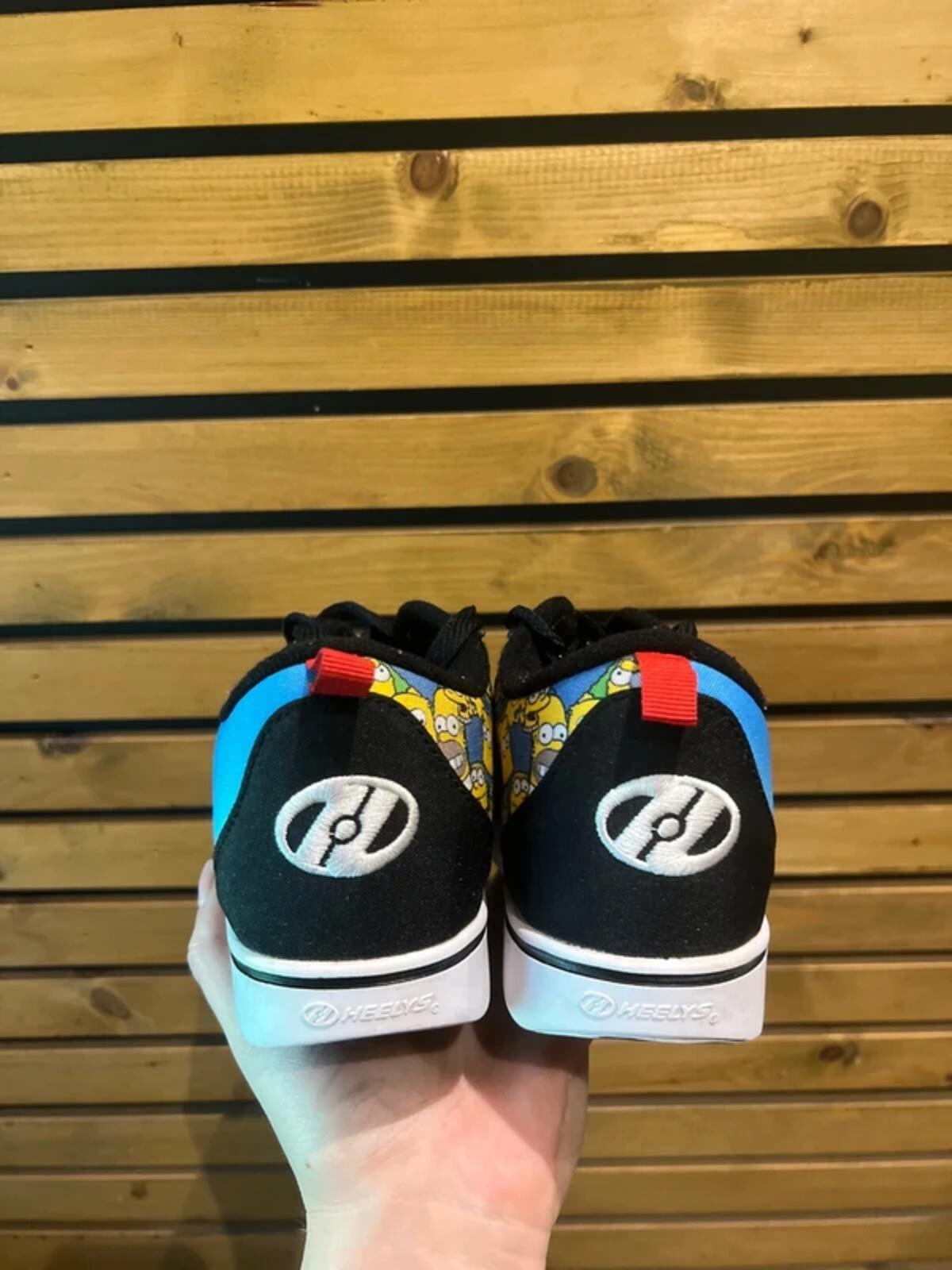 The Simpsons Heelys Pro 20 Prints Trainers UK4