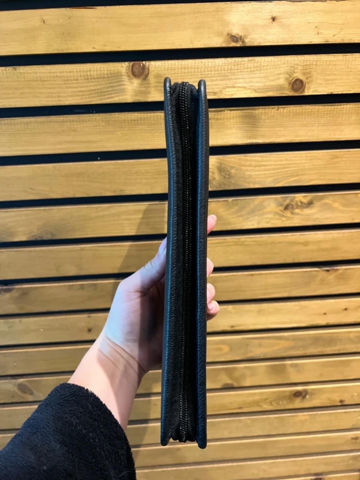 Indulgent Escapes Genuine Black Leather Travel Wallet Organiser NEW