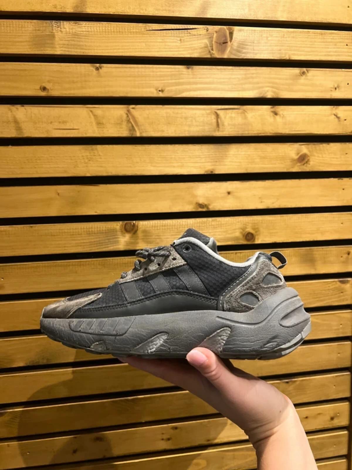 Adidas Originals ZX 22 Boost Grey Trainers UK4.5