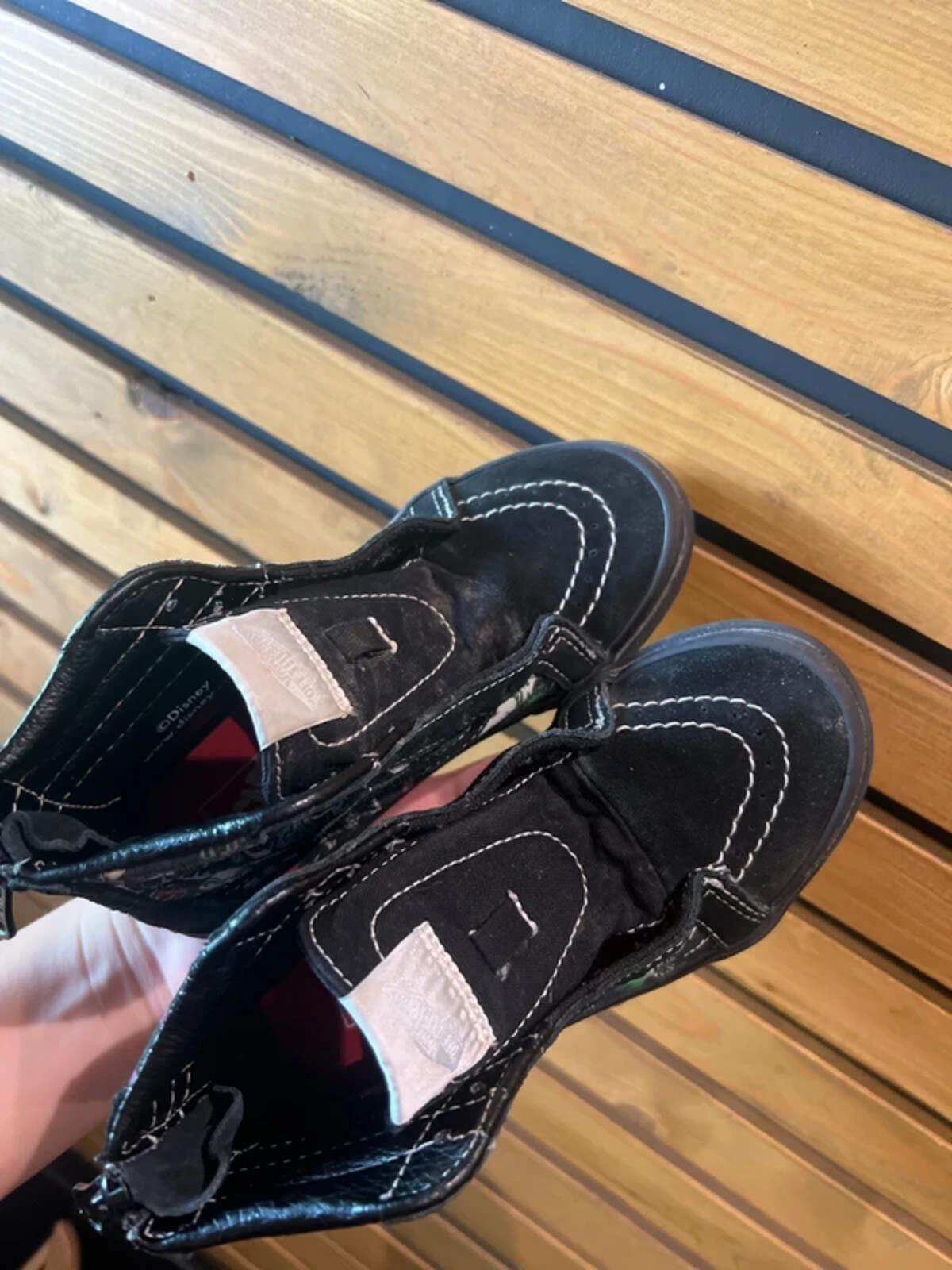 Vans x Disney Villains Black Character Trainers UK11.5