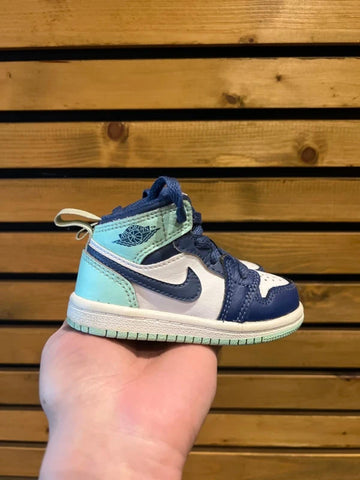 Nike Air Jordan 1 Mid TD Basketball Trainers UK 4.5K
