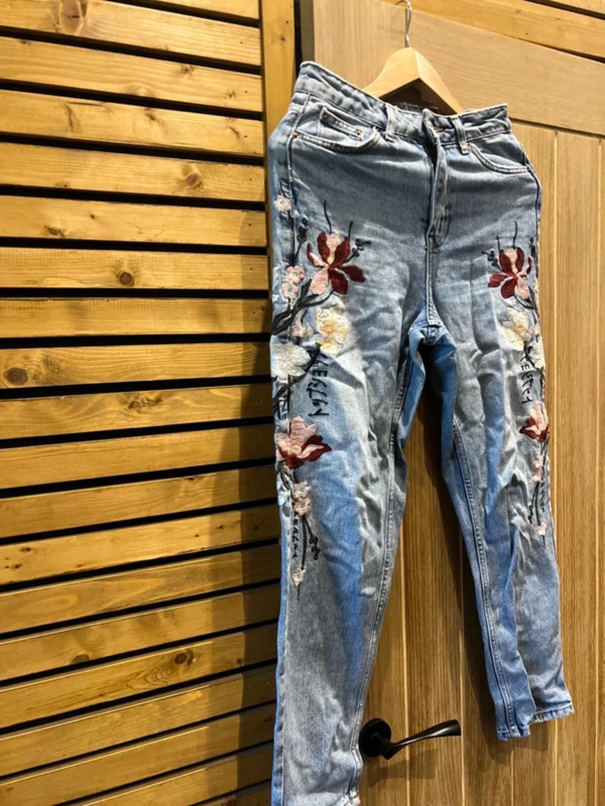 Topshop Floral Denim Blue Mom Jeans W26
